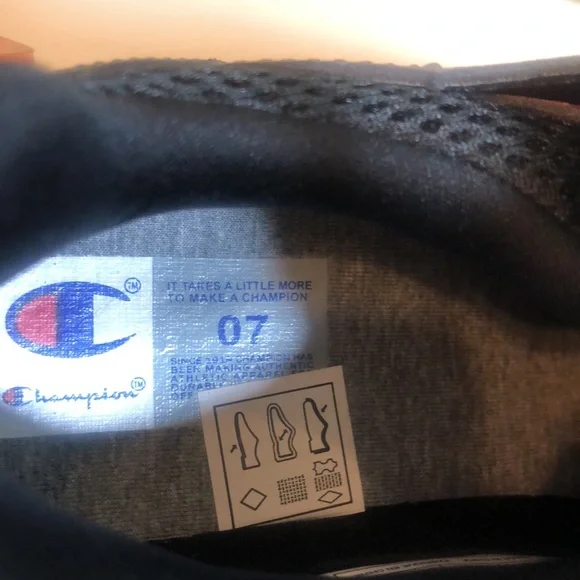 NWOB Champion Sneakers Size 7Y.